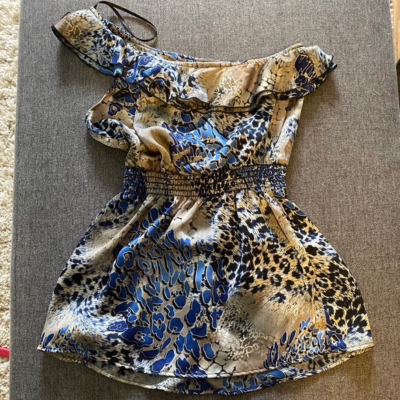 Shirt - Picture 1 of 1